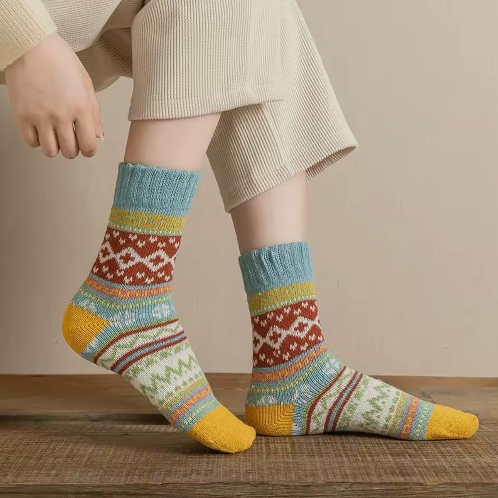 Multicolor Fair Isle Knit Socks